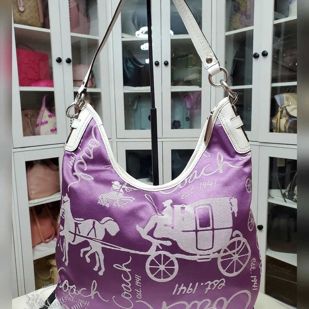 COACH HORSE & CARRIAGE HOBO - Picture 5 of 16